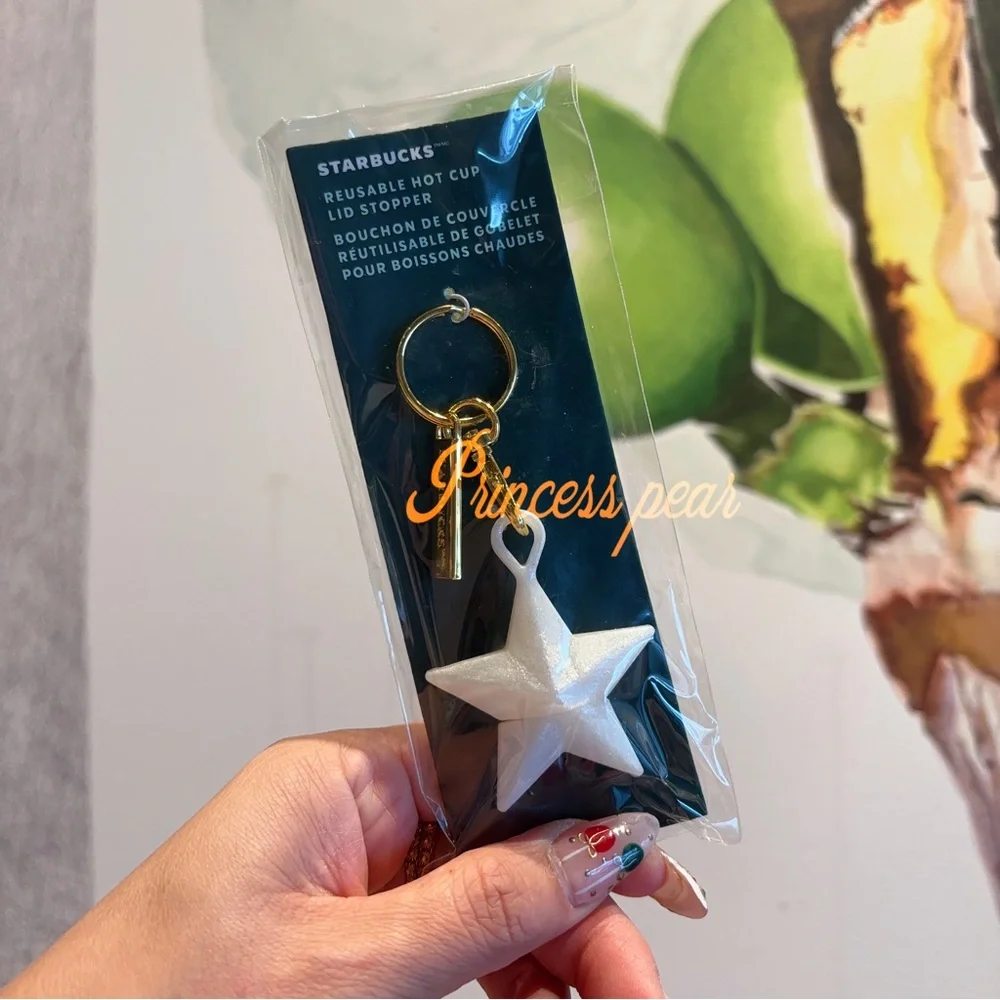 3x Starbucks 2024 Holiday SILICONE White STAR HOT DRINK PLUG KEYCHAIN